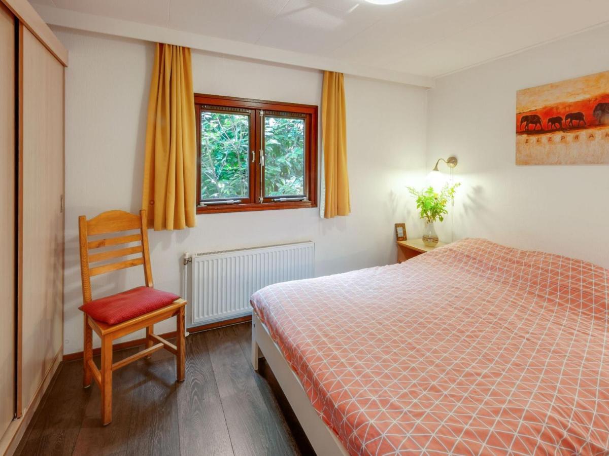 Tasteful Chalet Near Ommen For Family Stegeren Bagian luar foto