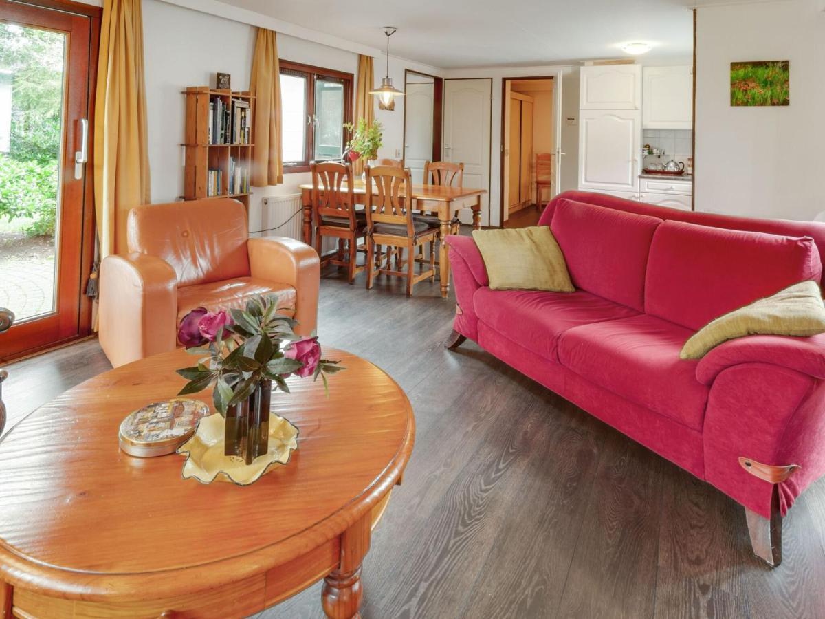 Tasteful Chalet Near Ommen For Family Stegeren Bagian luar foto