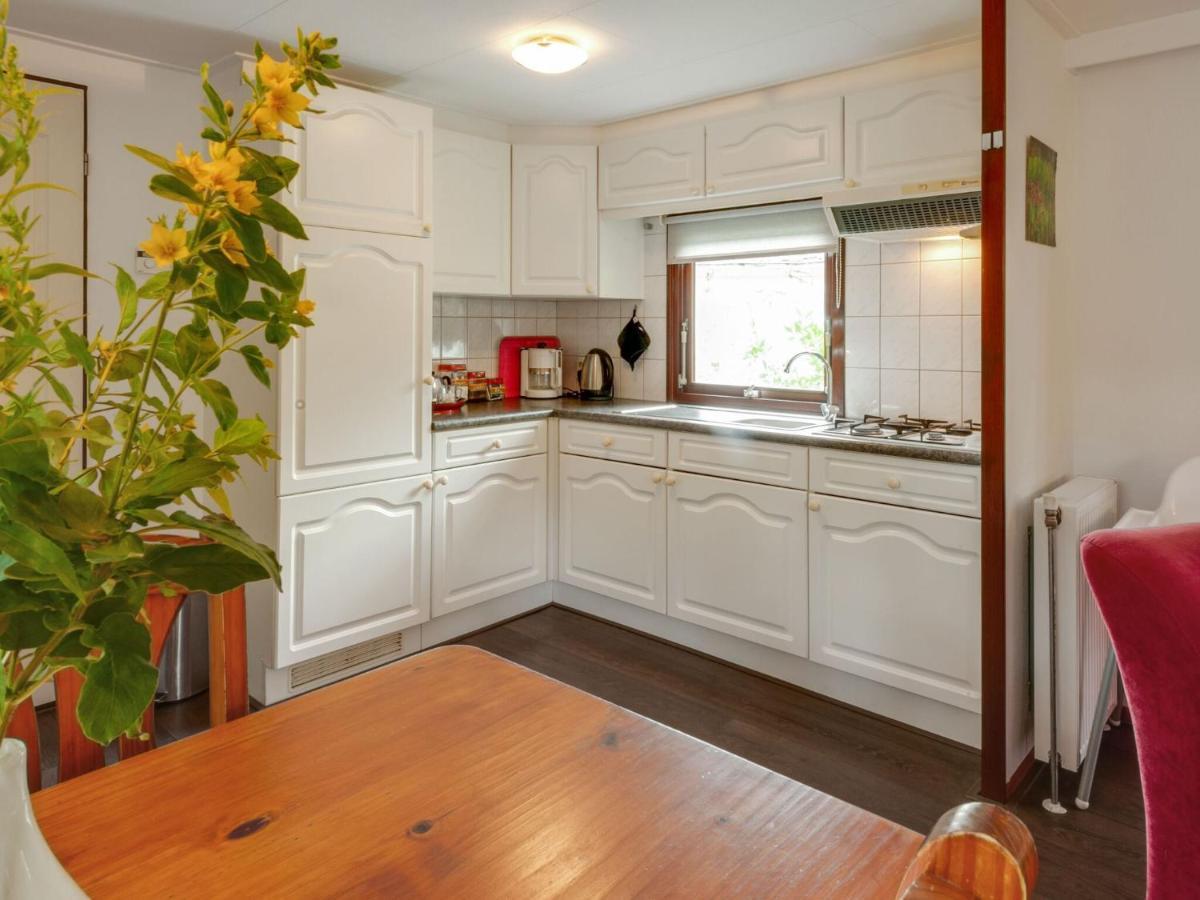 Tasteful Chalet Near Ommen For Family Stegeren Bagian luar foto