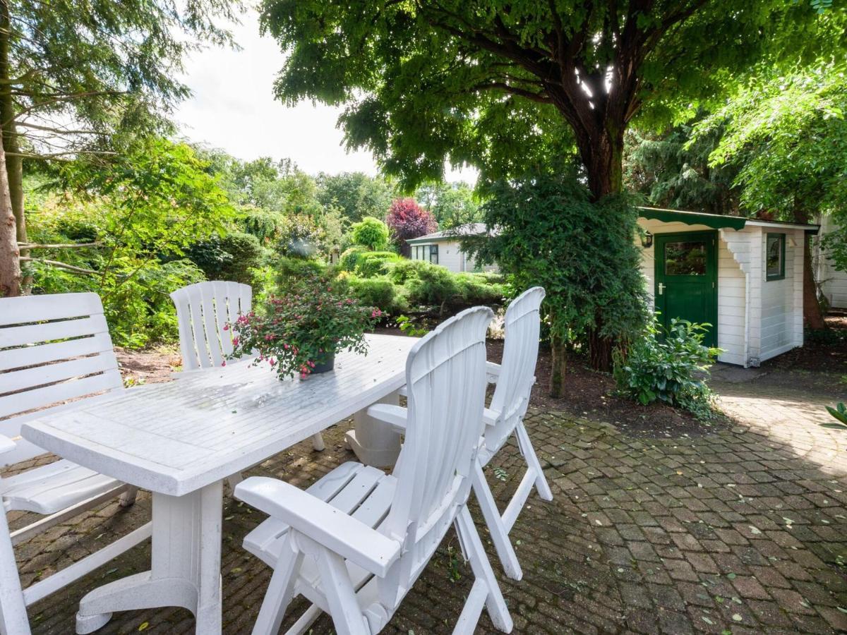 Tasteful Chalet Near Ommen For Family Stegeren Bagian luar foto